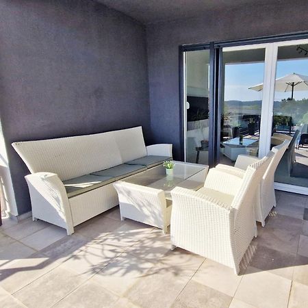 Villa Pura Vida With Sea View Pula Exterior foto
